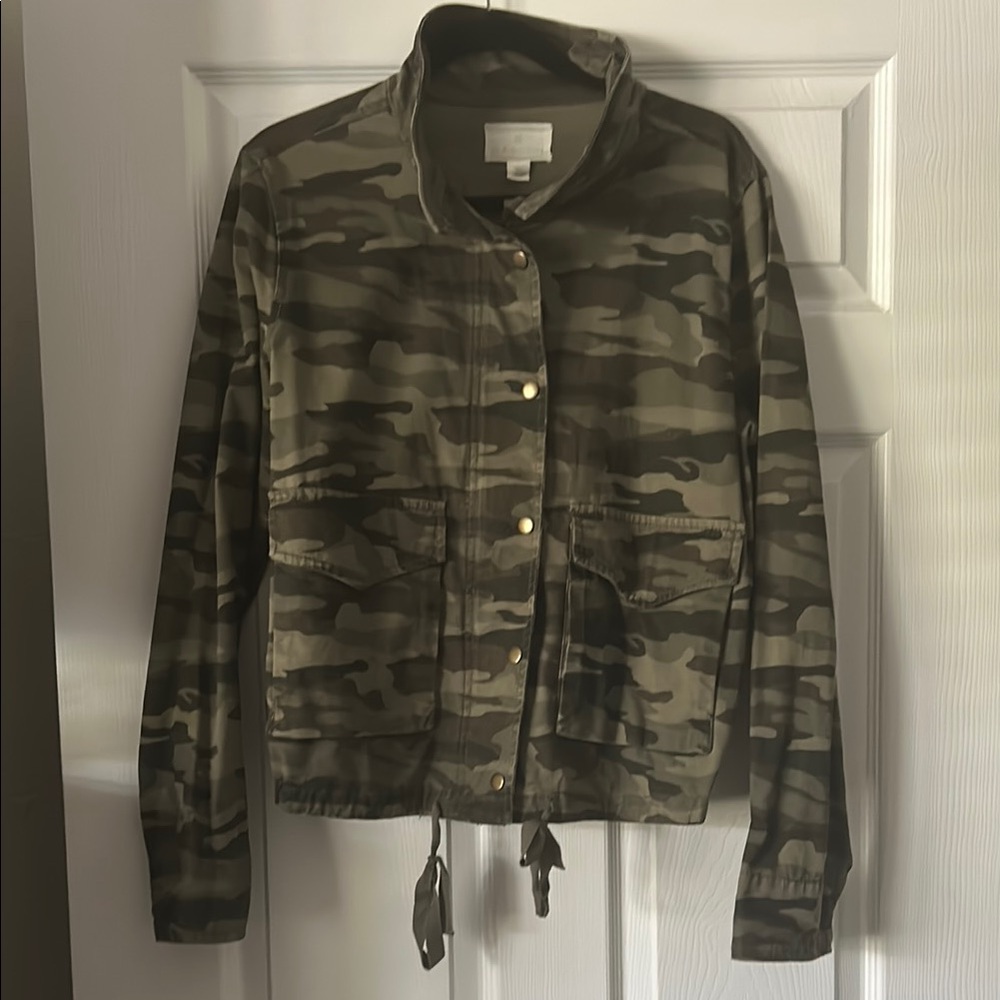 New Caslon Utility Jacket with Camouflage Print